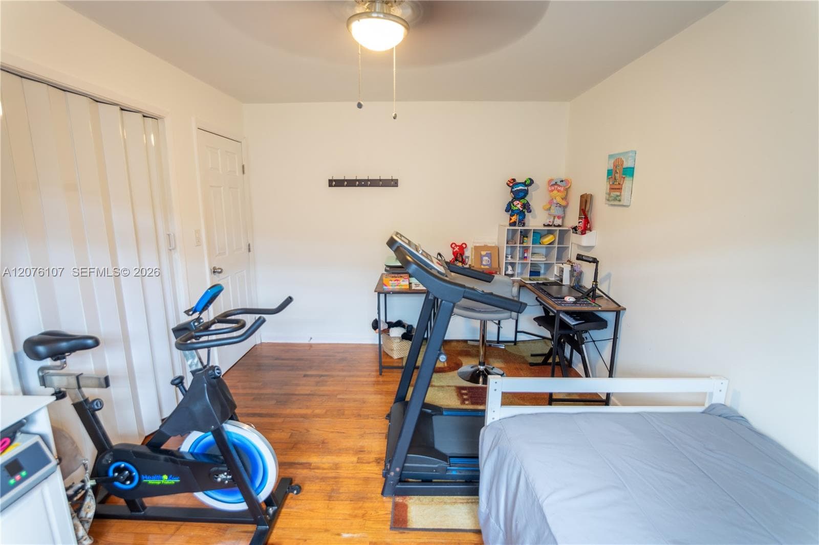 2530 Rodman photo 20