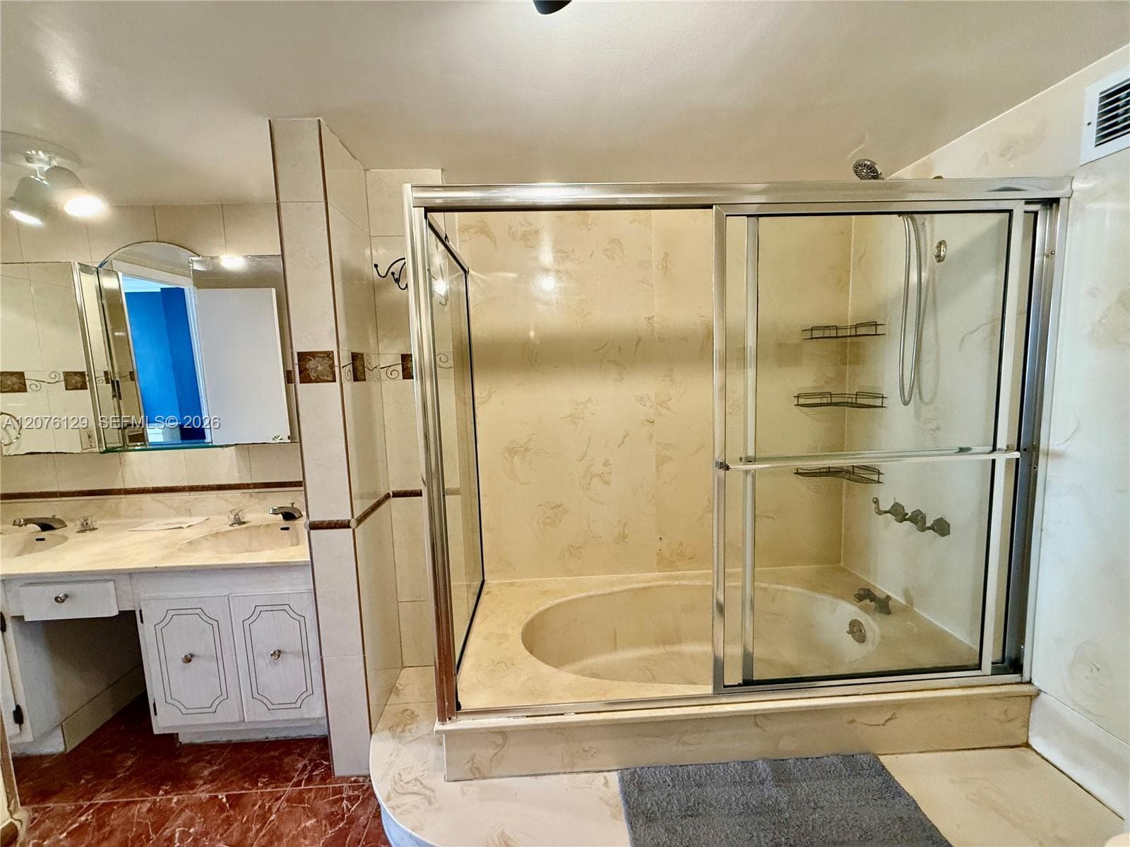 PLAZA TOWERS NORTH CONDO · #210 in Hallandale Beach - Photo 13