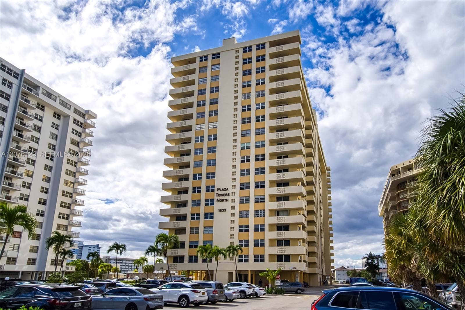 PLAZA TOWERS NORTH CONDO · #210 in Hallandale Beach - Photo 30