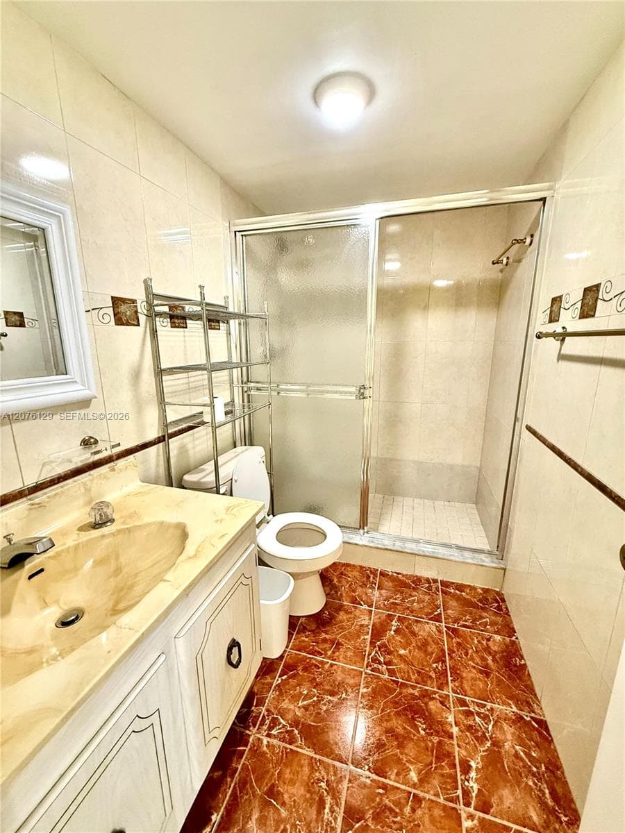 PLAZA TOWERS NORTH CONDO · #210 in Hallandale Beach - Photo 18