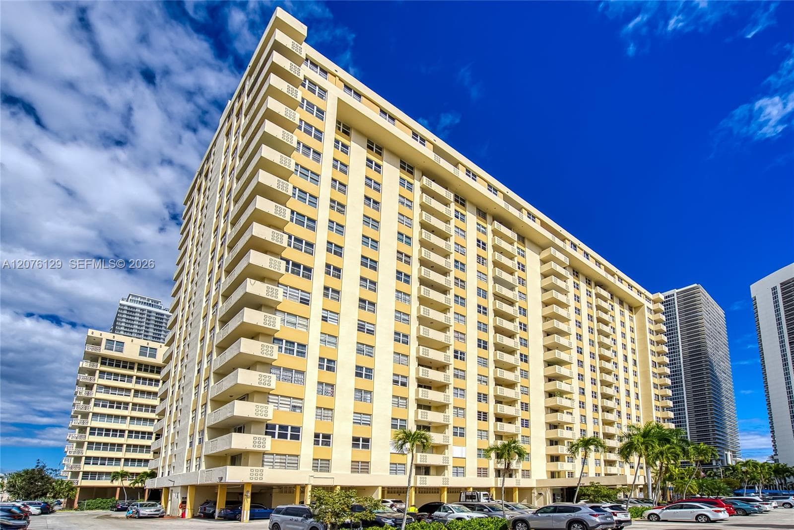 PLAZA TOWERS NORTH CONDO · #210 in Hallandale Beach - Photo 29