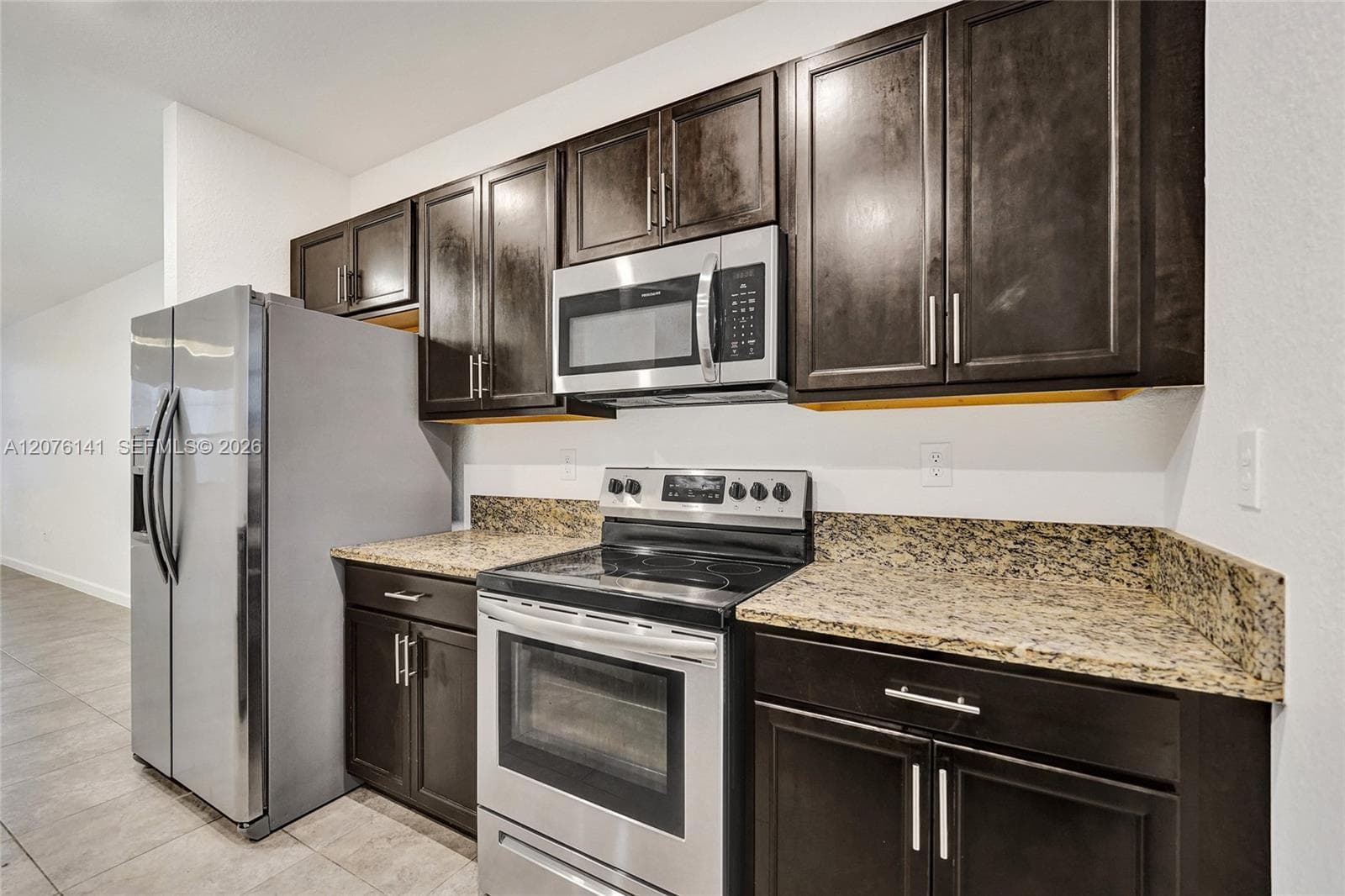 2805 SW 17 Avenue #0 photo 5