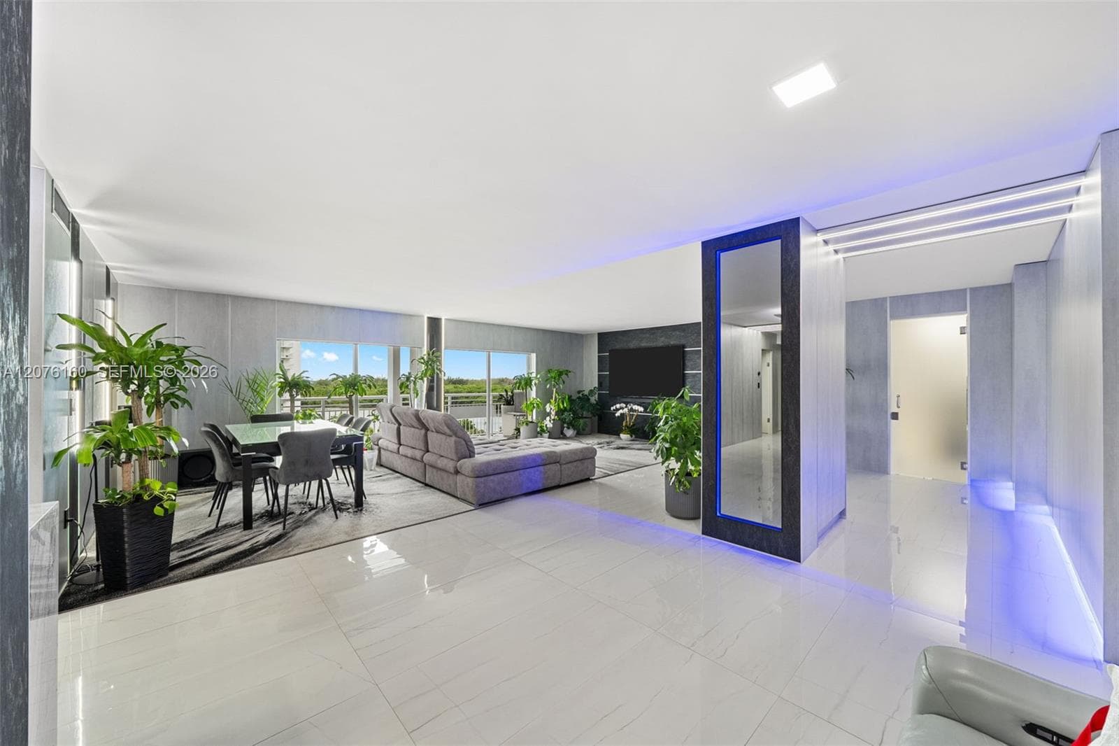 Coastal Towers · #822-23 in Sunny Isles Beach - Photo 2