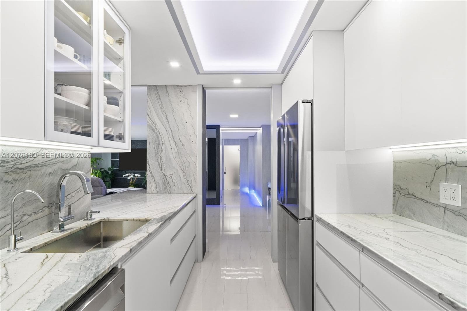 Coastal Towers · #822-23 in Sunny Isles Beach - Photo 16