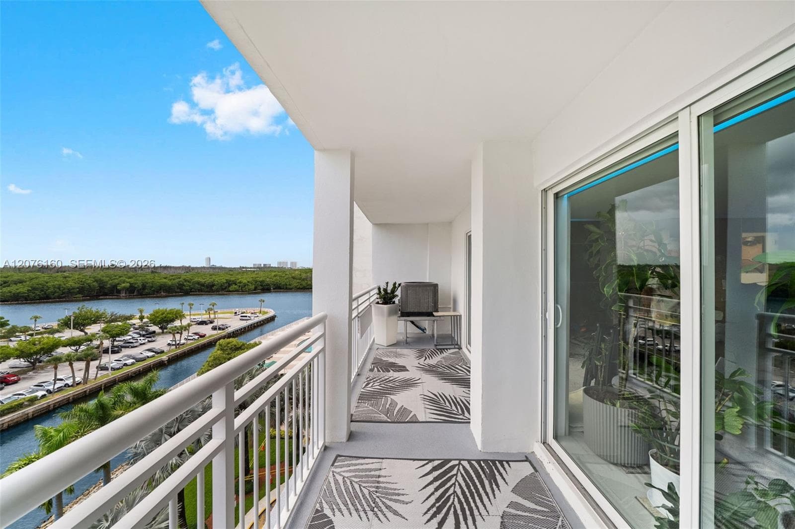 Coastal Towers · #822-23 in Sunny Isles Beach - Photo 36