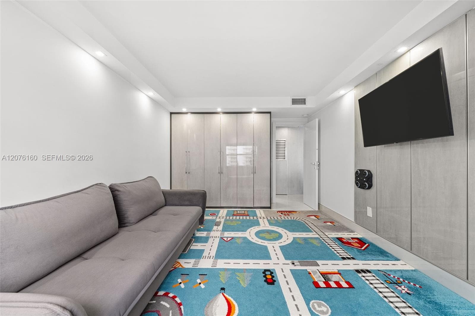Coastal Towers · #822-23 in Sunny Isles Beach - Photo 34