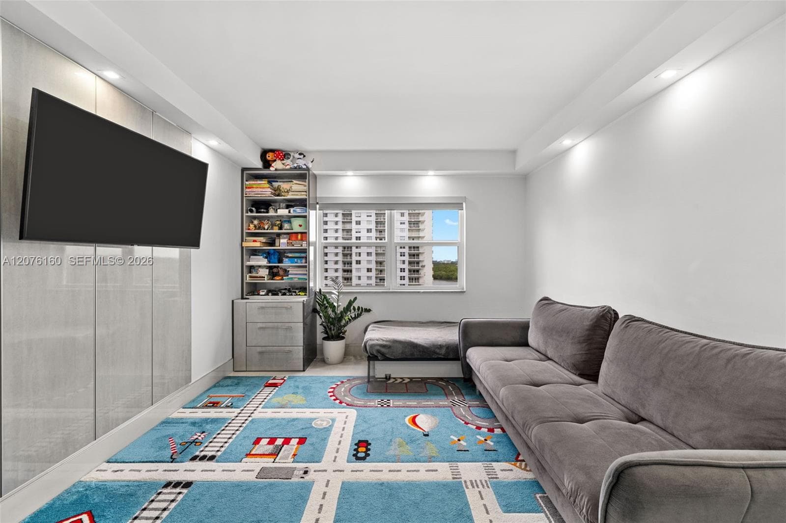 Coastal Towers · #822-23 in Sunny Isles Beach - Photo 33