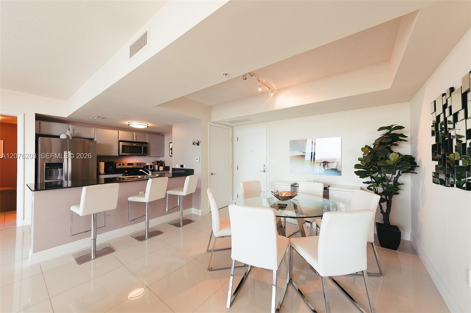 TERRAZAS RIVERPARK VILLAG · #1503 in Miami - Photo 13