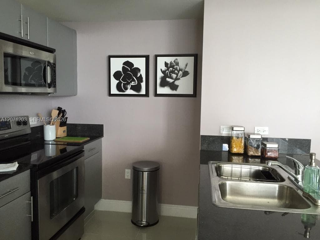 TERRAZAS RIVERPARK VILLAG · #1503 in Miami - Photo 17