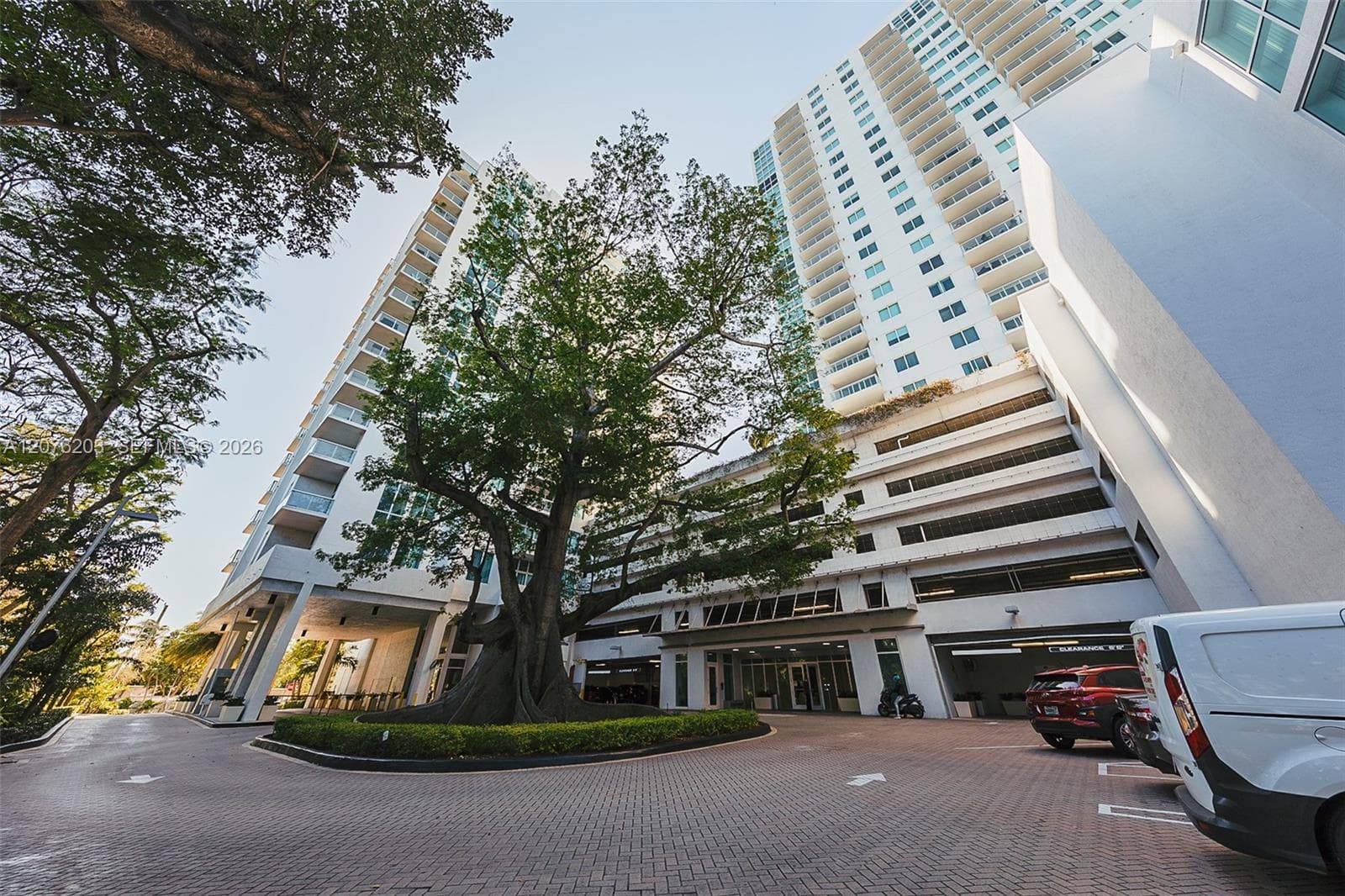TERRAZAS RIVERPARK VILLAG · #1503 in Miami - Photo 3