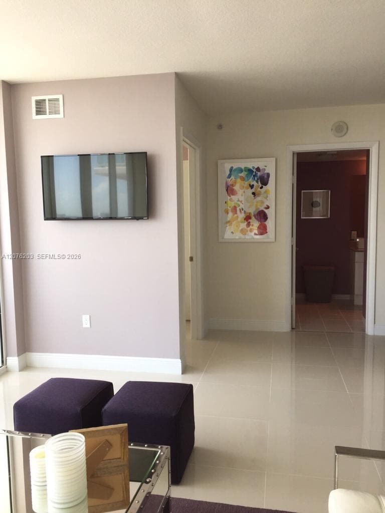 TERRAZAS RIVERPARK VILLAG · #1503 in Miami - Photo 18