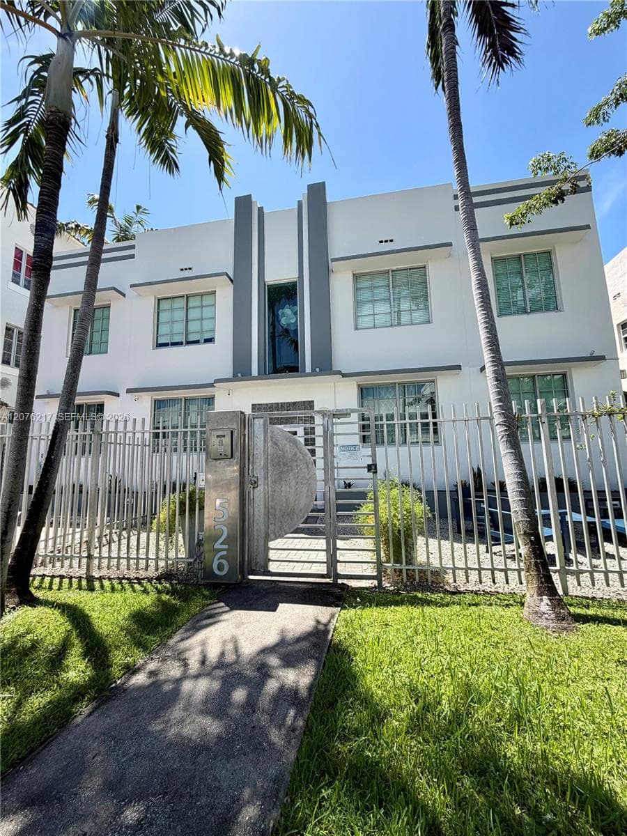 SELMA CONDO · #12 in Miami Beach - Photo 12