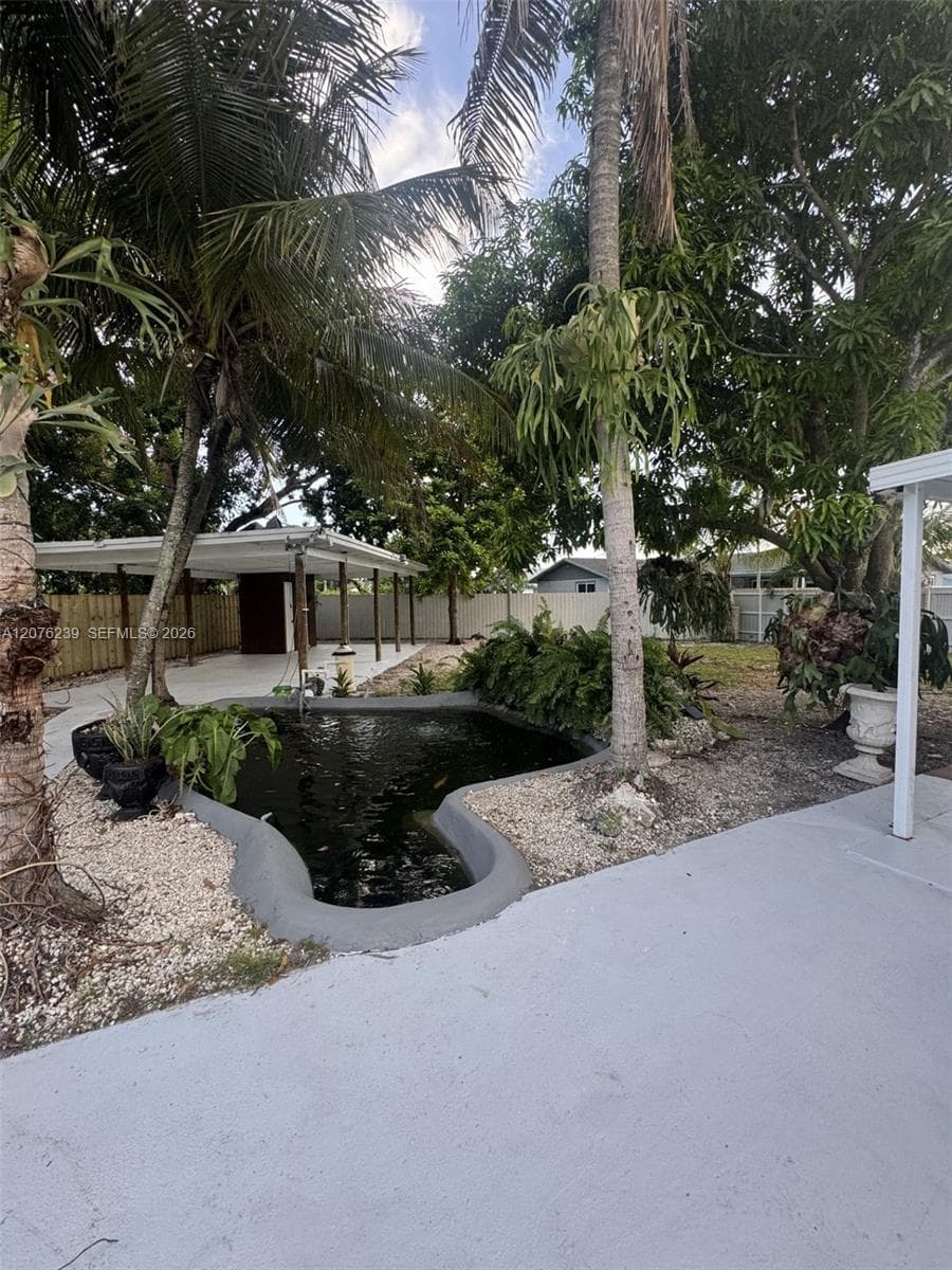 10830 SW 160th St photo 17