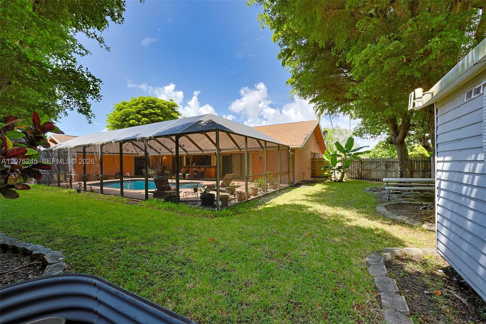 18723 SW 83rd Pl photo 25