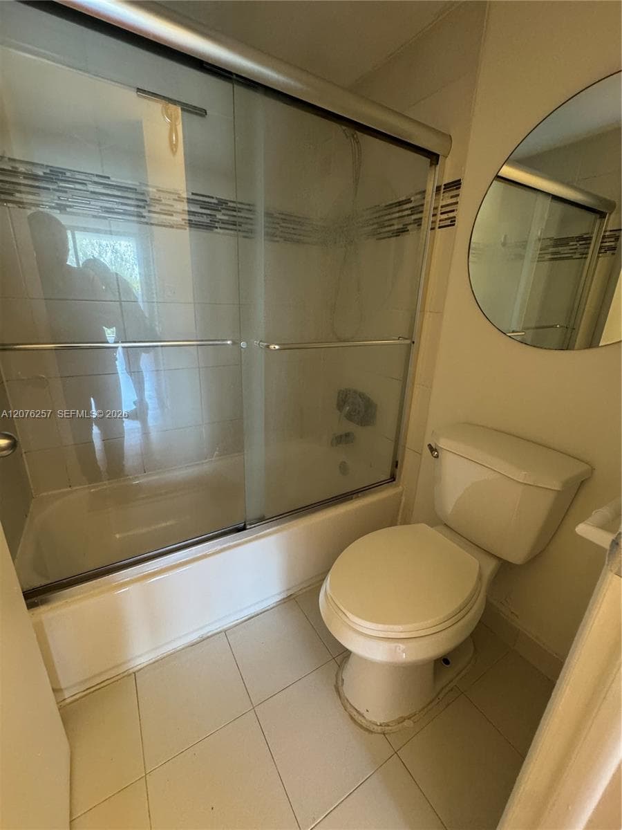WILSHIRE CONDO · #803E in Miami - Photo 7