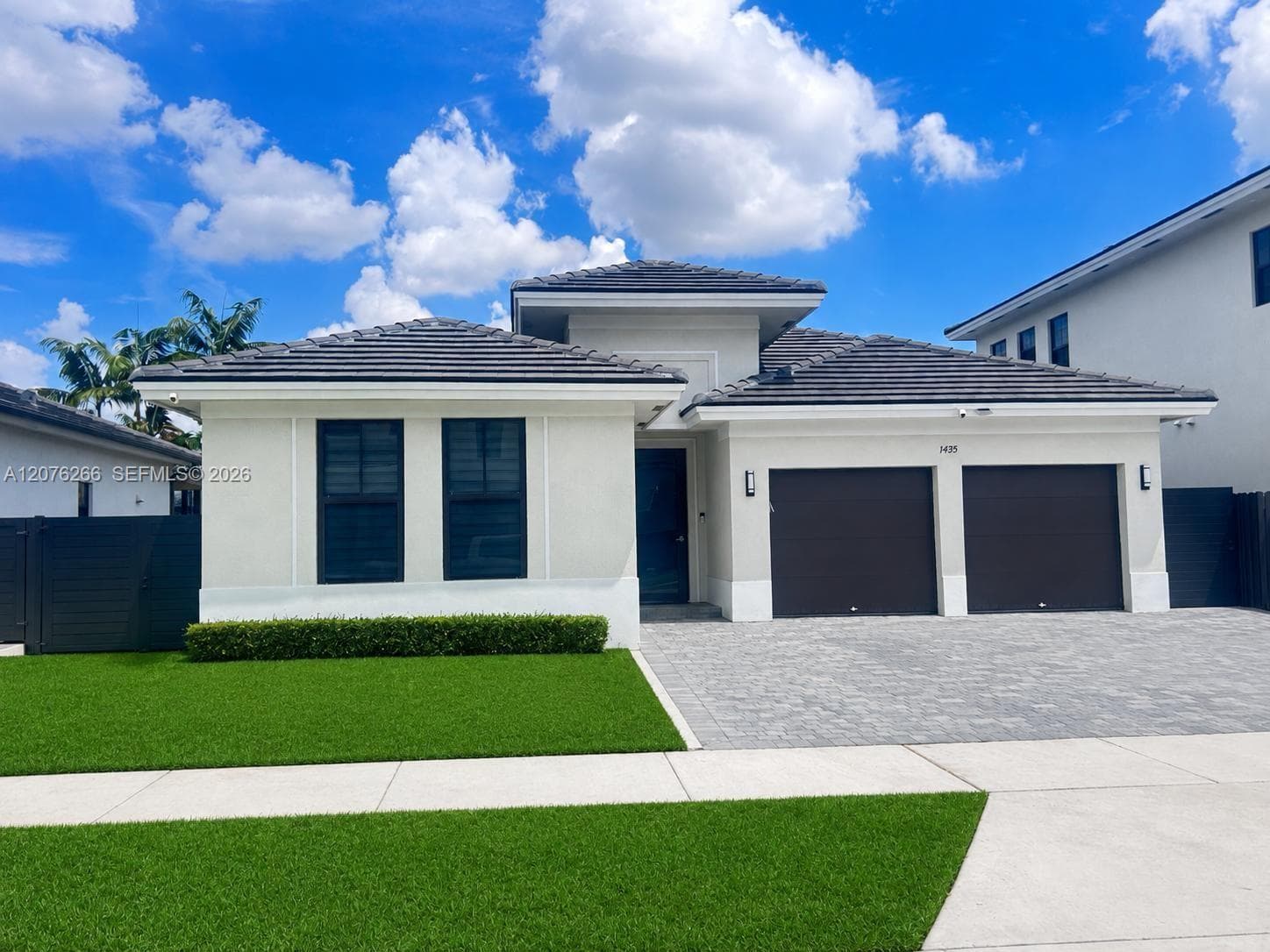 14435 SW 13th Ter photo 1