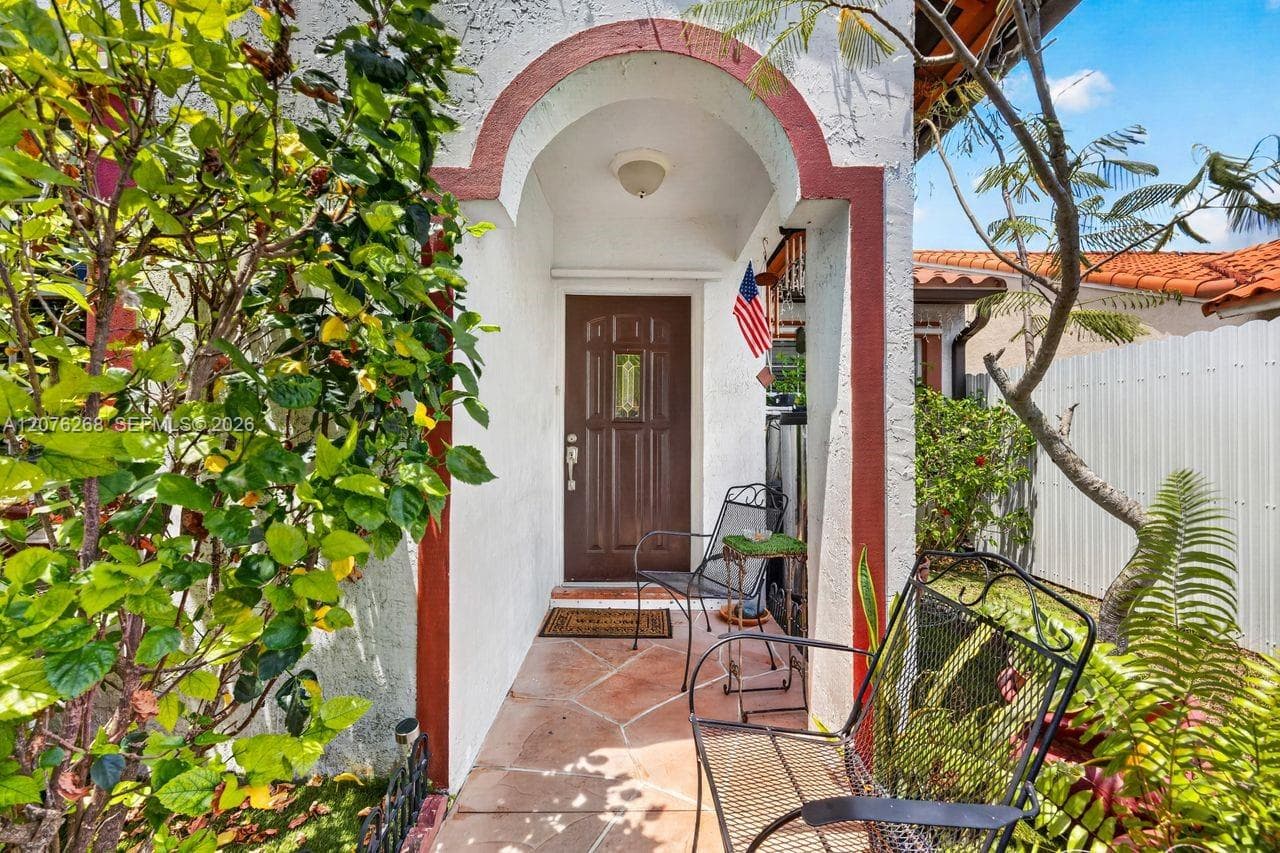 25014 SW 123rd Pl photo 2