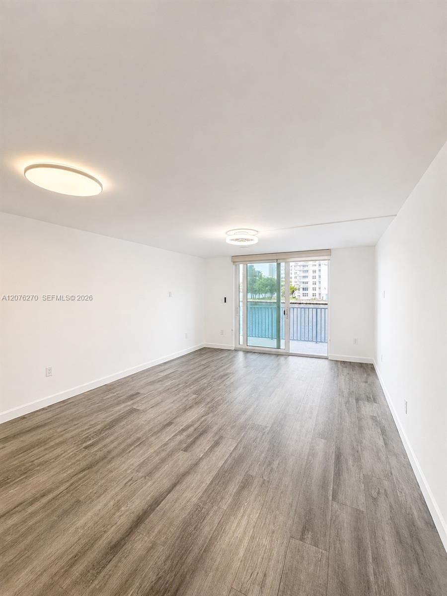 EDEN POINT NORTH CONDO · #206 in North Miami Beach - Photo 4