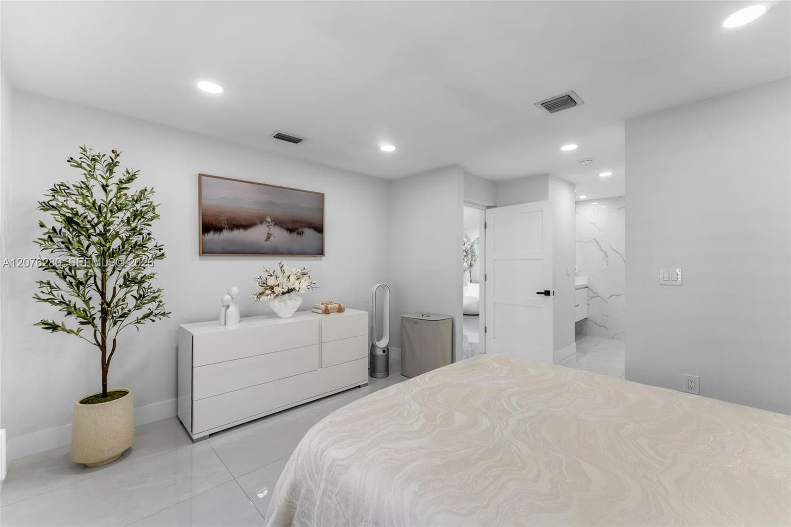 VILLA REAL CONDO NO 2 · #208 in Miami - Photo 8