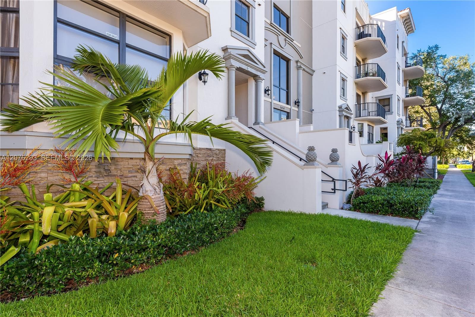 VILLAGE PARK CONDO · #408 in Coral Gables - Photo 15