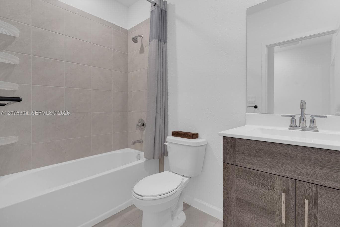 805 SE 18th St #805 photo 13