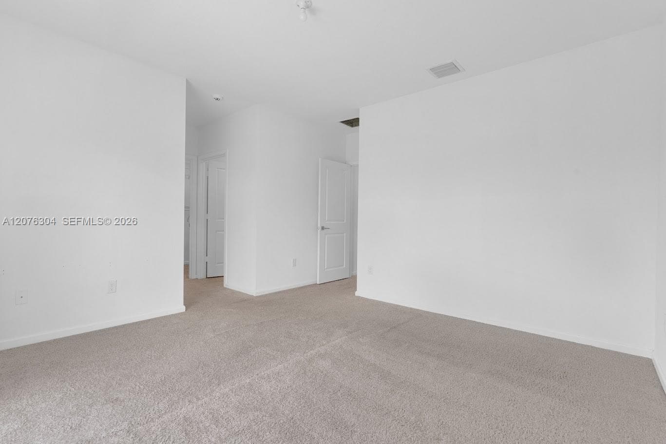 805 SE 18th St #805 photo 12