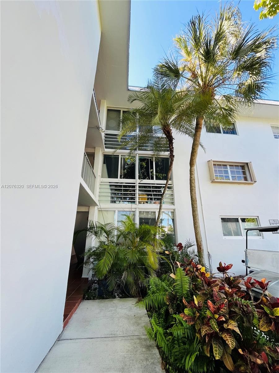 KEY BISCAYNE VI CONDO · #101E in Key Biscayne - Photo 5