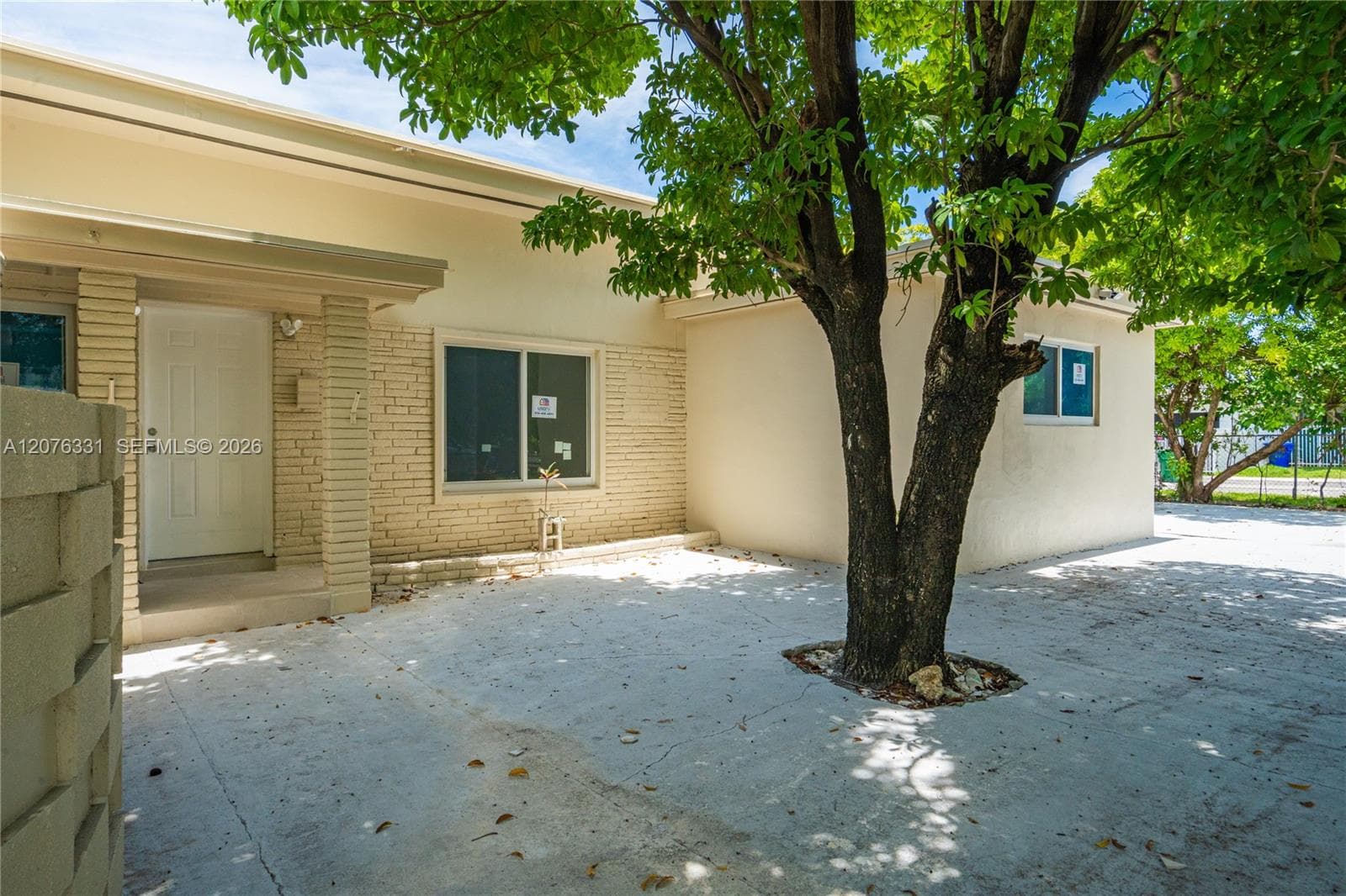 1701 NW 19th Ave #1701 photo 12