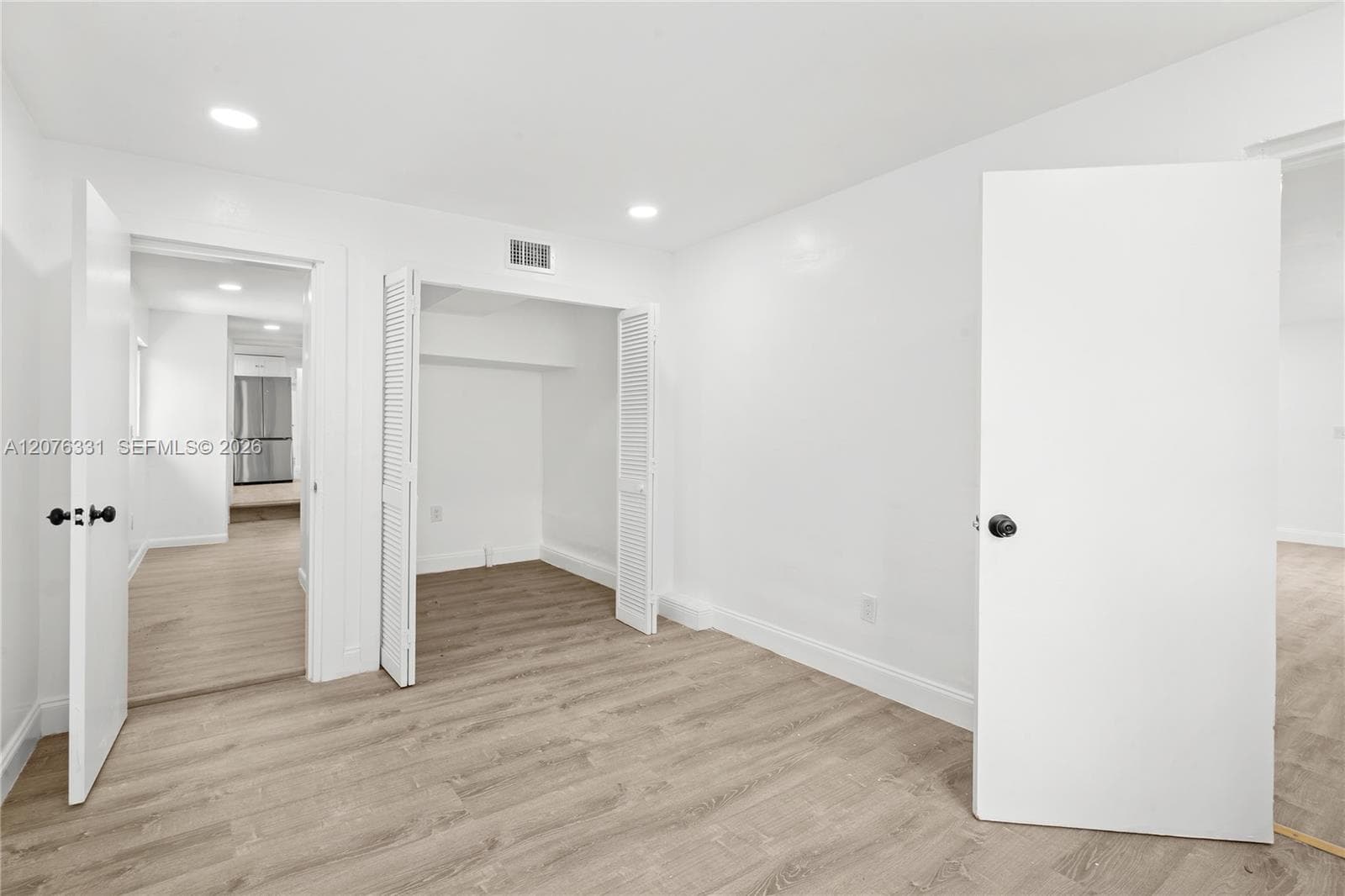 1701 NW 19th Ave #1701 photo 32