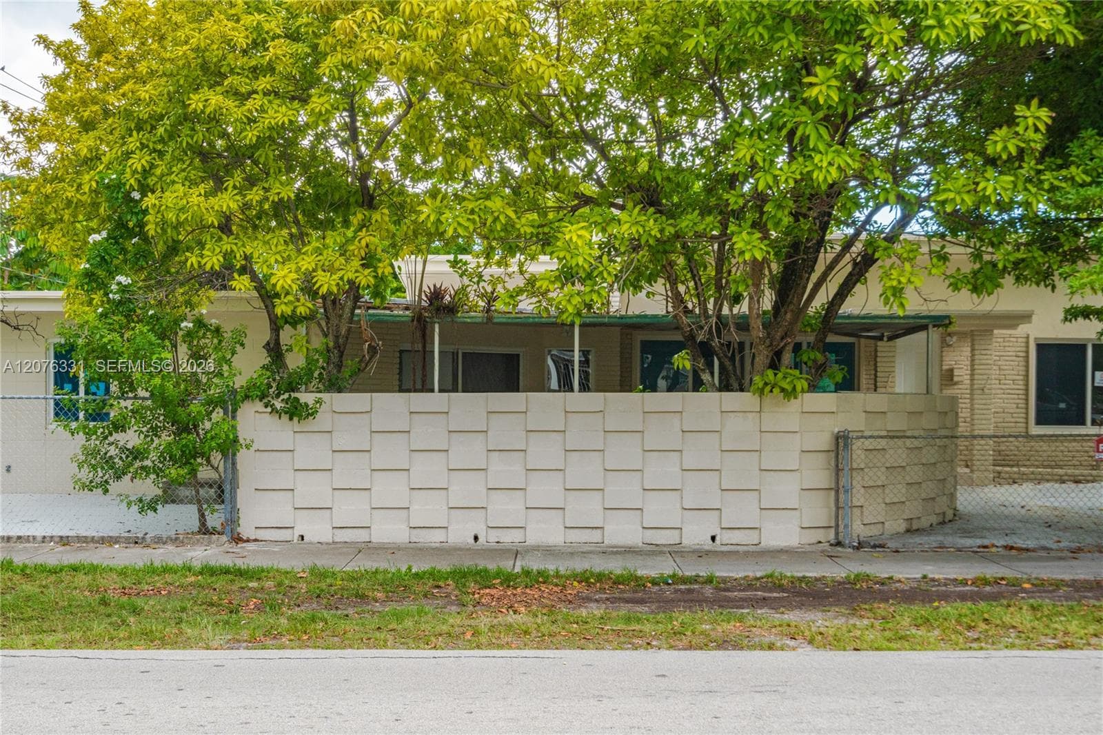 1701 NW 19th Ave #1701 photo 38