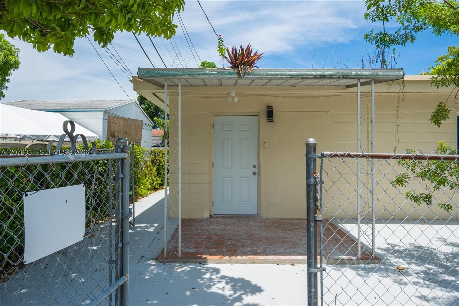 1701 NW 19th Ave #1701 photo 18