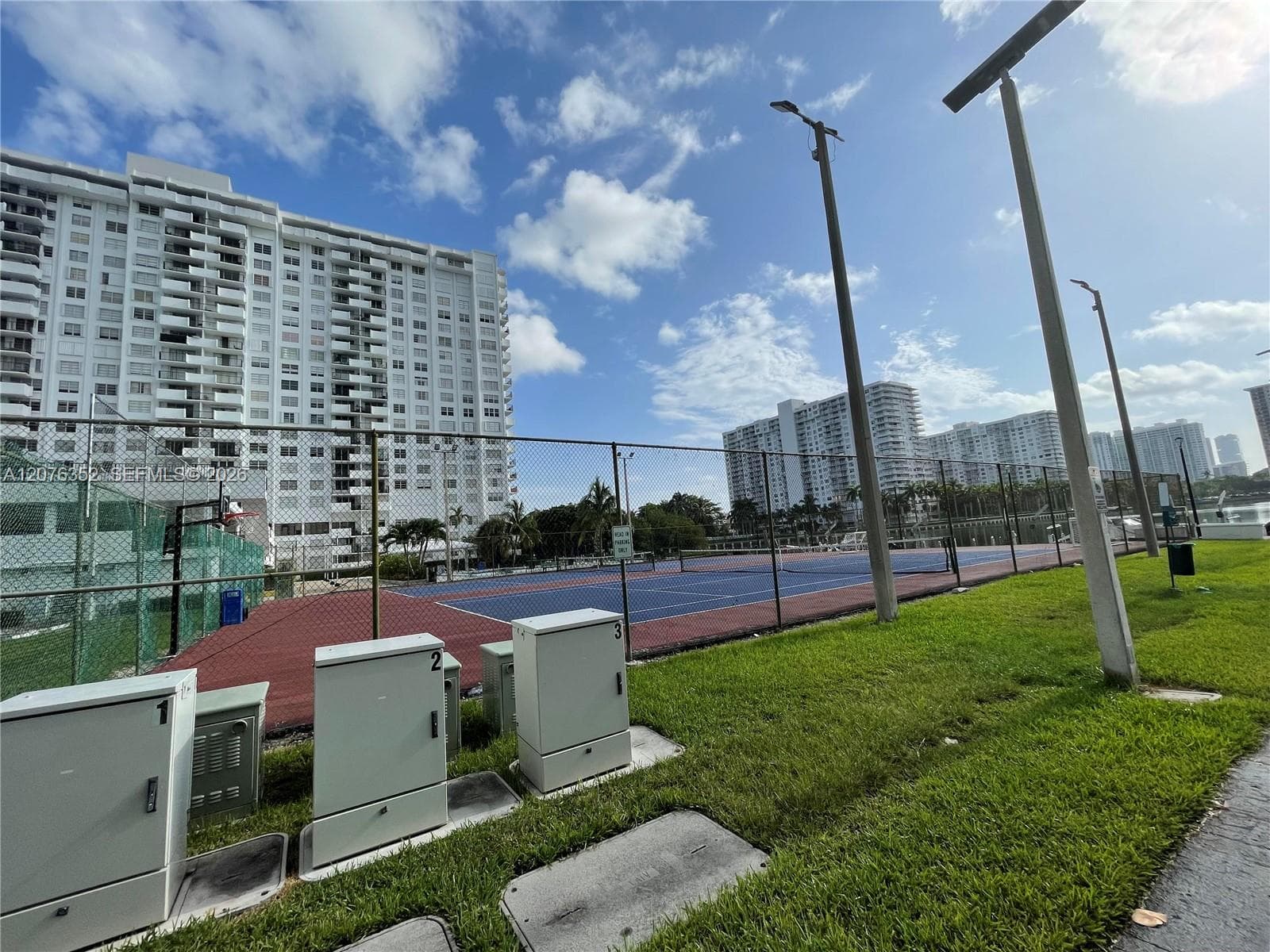 COMMODORE PLAZA CONDO · #2201 in Aventura - Photo 22