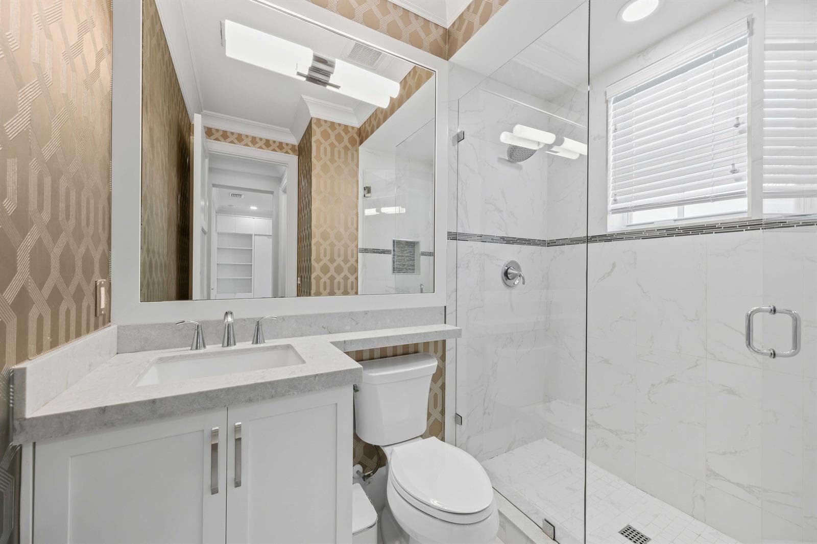 Guest Bedroom 2 Bathroom
