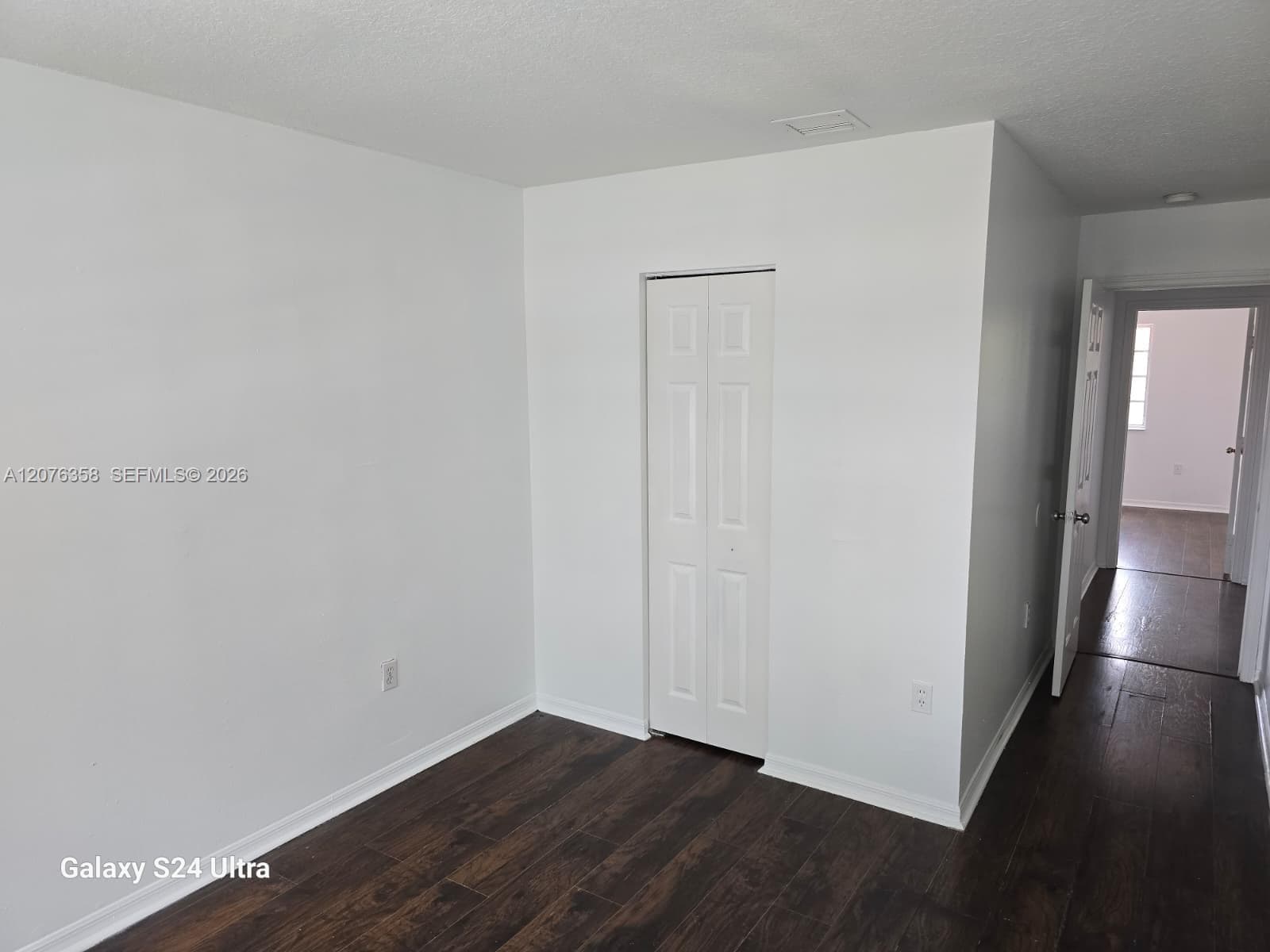 13658 SW 142nd Ter photo 17