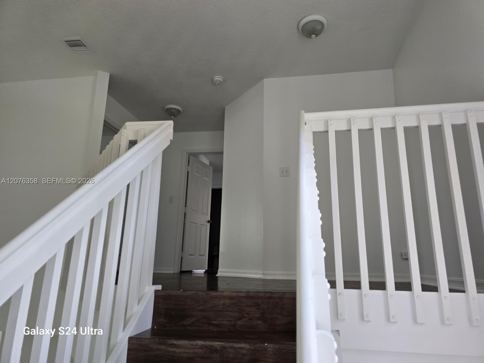 13658 SW 142nd Ter photo 14