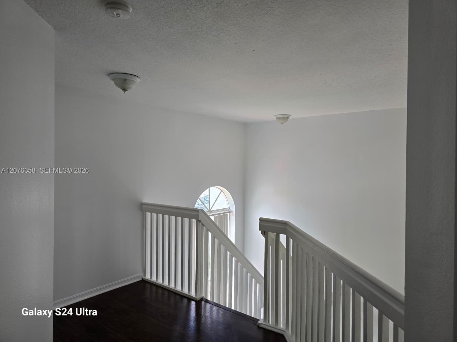 13658 SW 142nd Ter photo 15