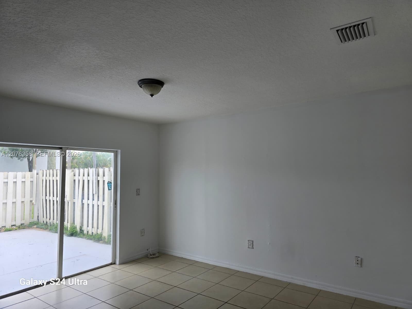 13658 SW 142nd Ter photo 11