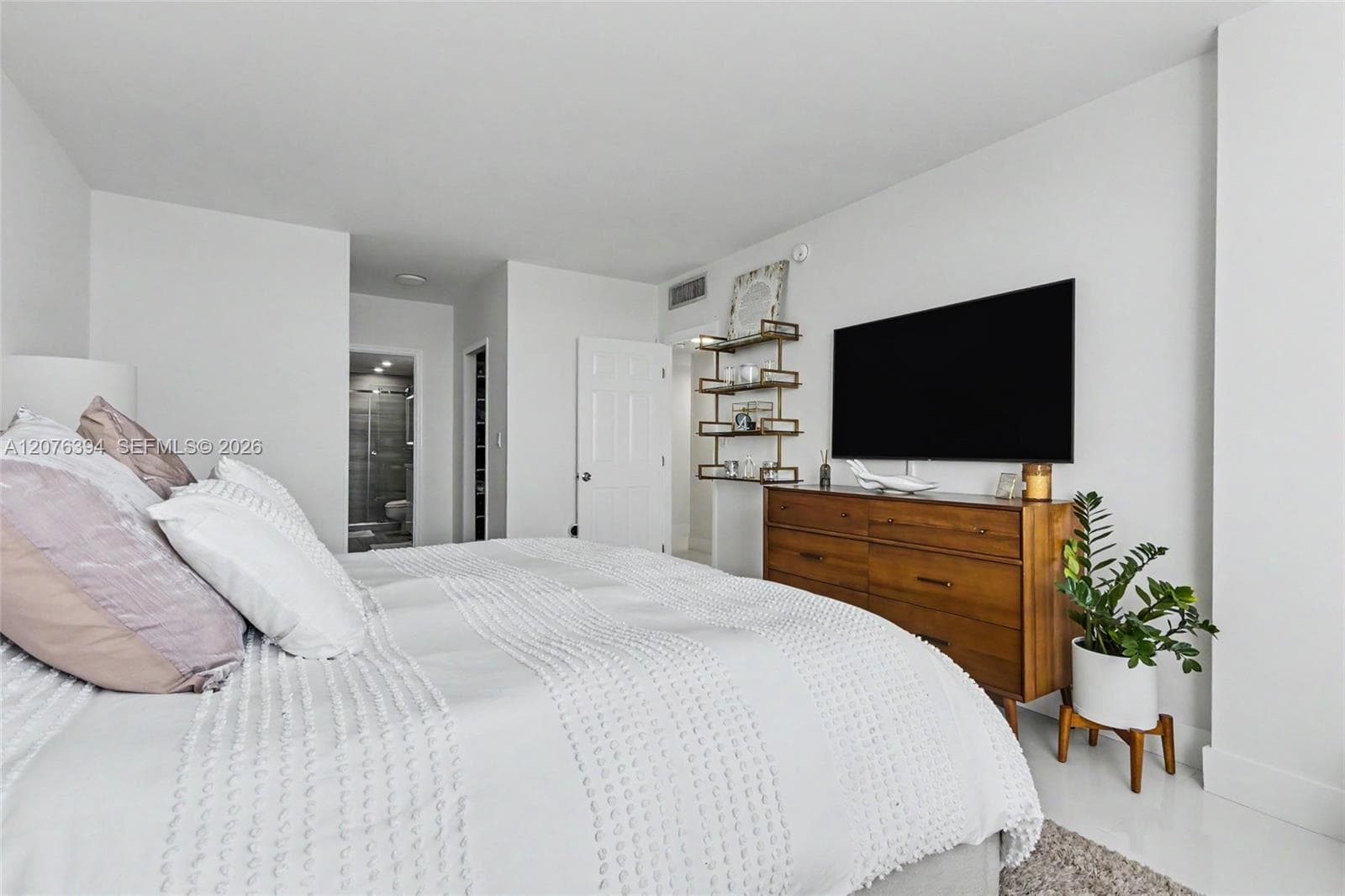 Arlen House West · #1924 in Sunny Isles Beach - Photo 22