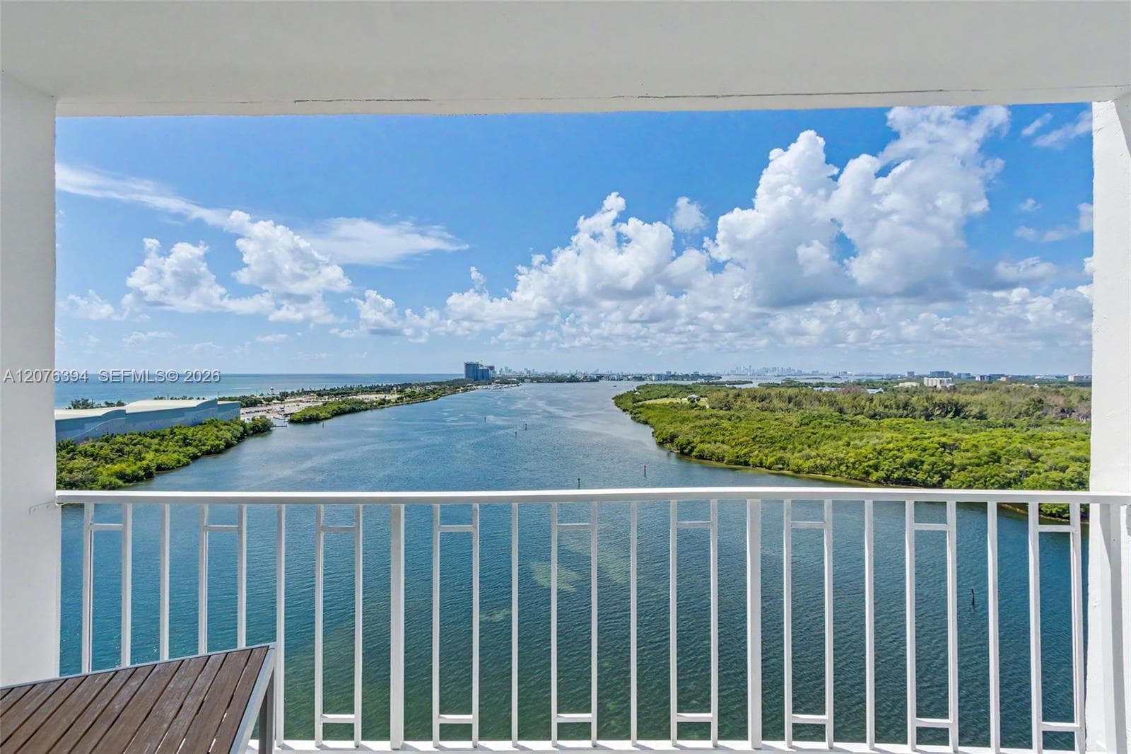 Arlen House West · #1924 in Sunny Isles Beach - Photo 41