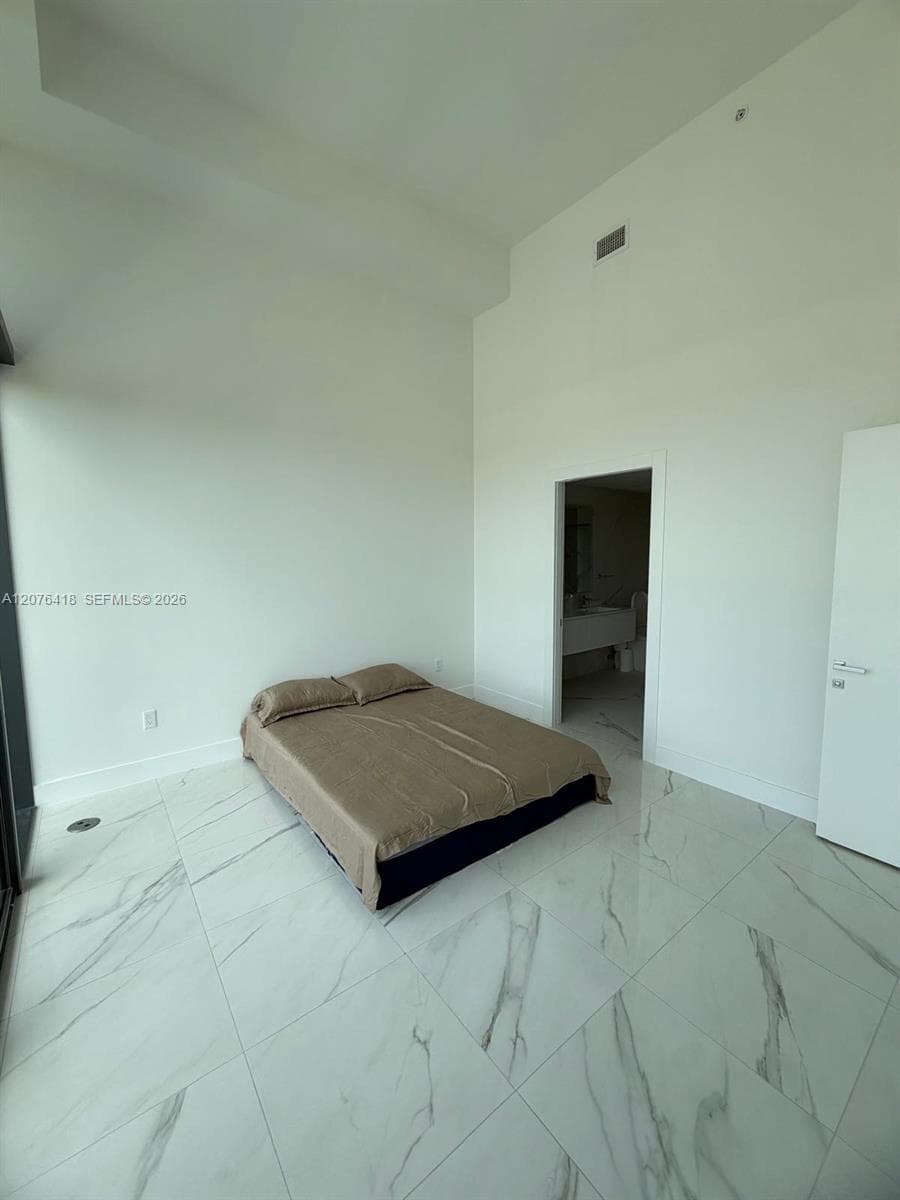 HALLANDALE OASIS · #502 in Hallandale Beach - Photo 7