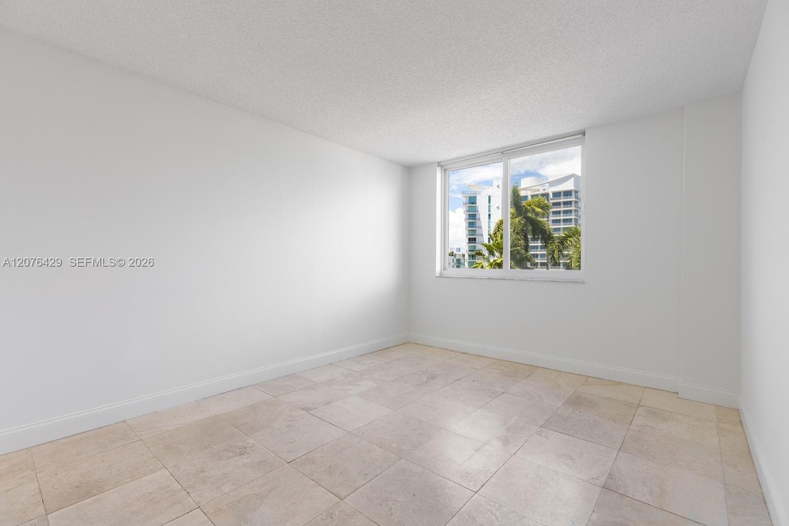 BAYVIEW PLAZA CONDO · #604 in Miami Beach - Photo 14