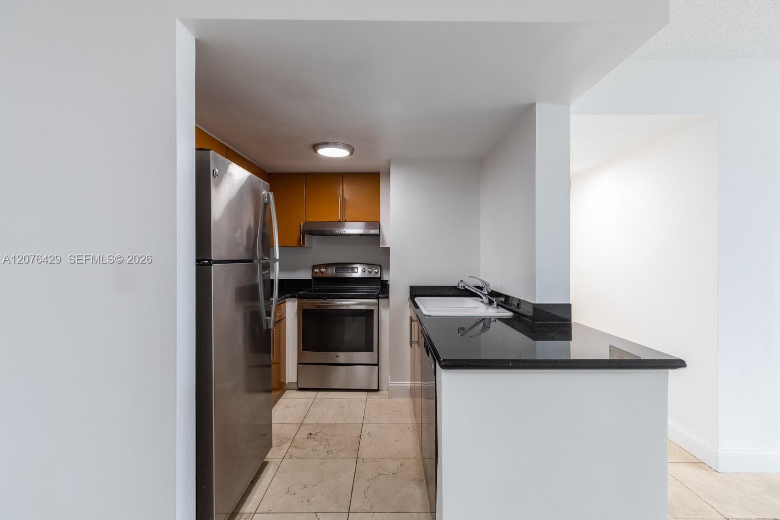 BAYVIEW PLAZA CONDO · #604 in Miami Beach - Photo 8