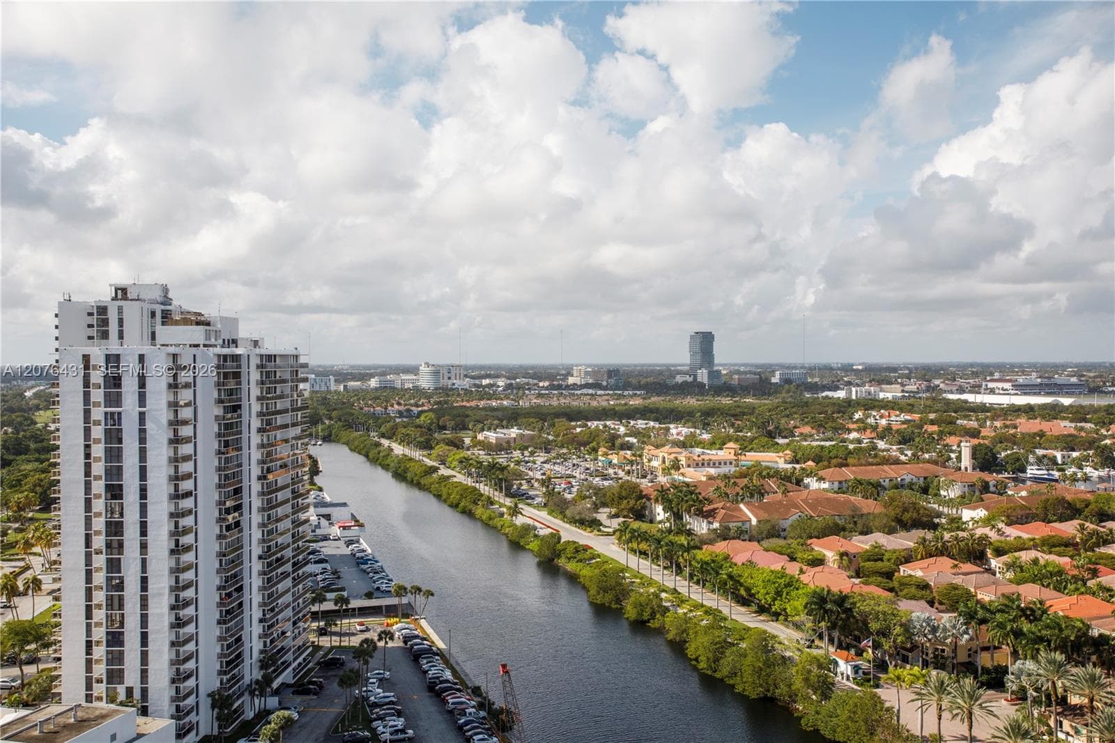 Waterview Condo · #PH-39 in Aventura - Photo 5