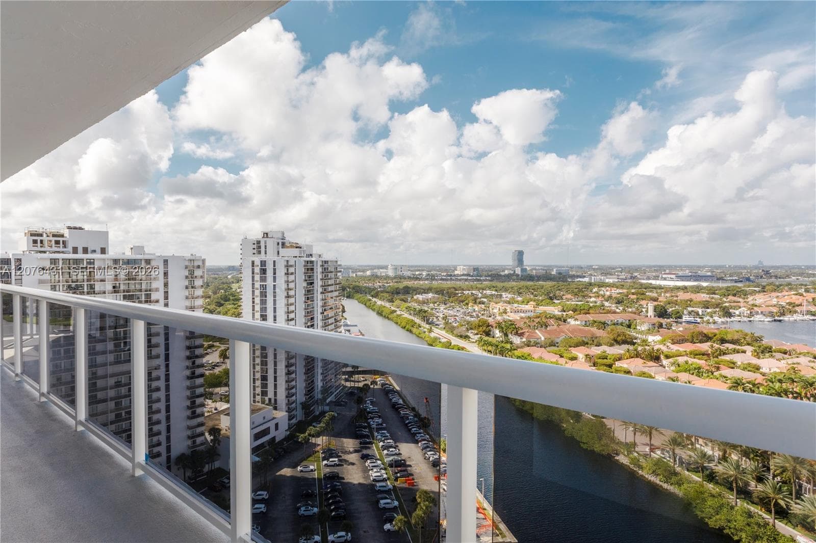 Waterview Condo · #PH-39 in Aventura - Photo 4