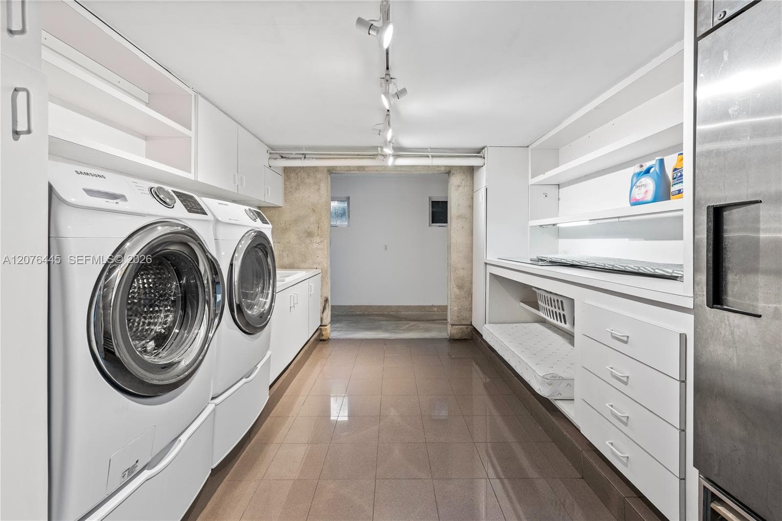 1606 S Bayshore Dr #1606 photo 16