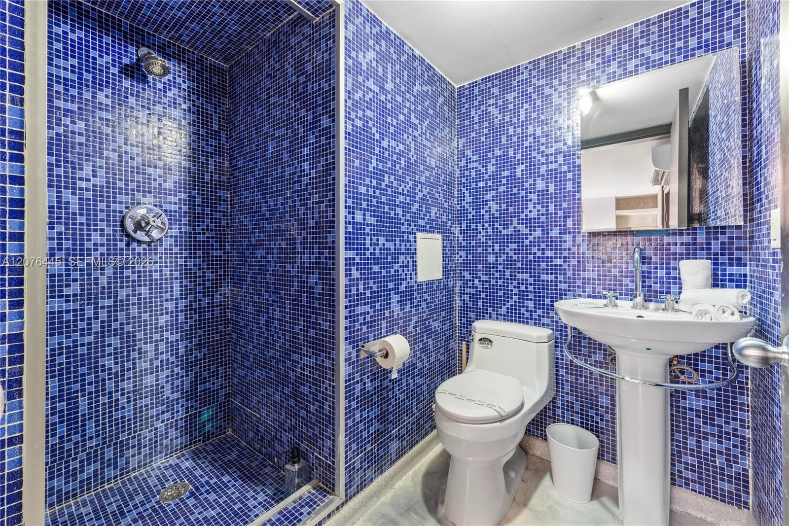 1606 S Bayshore Dr #1606 photo 55
