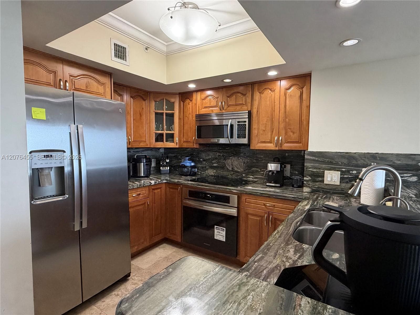 Blue Lagoon condominium · #1202 in Miami - Photo 6