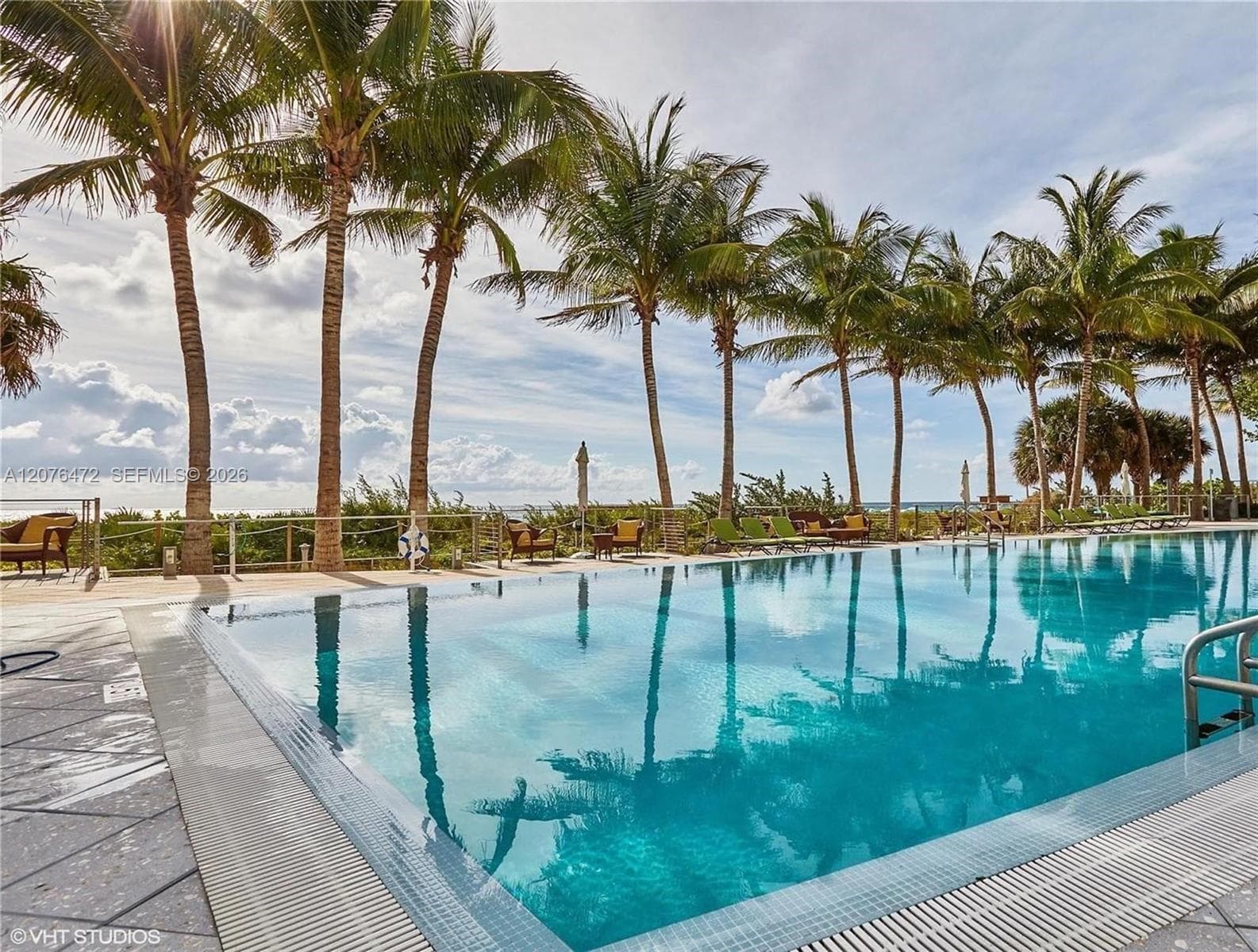 Carillon Miami Beach · #701 in Miami Beach - Photo 24