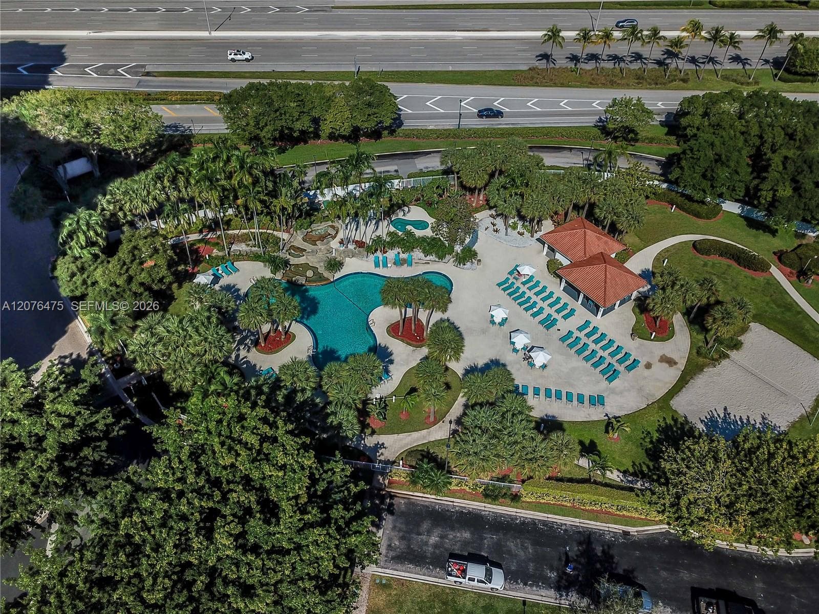 PARC CENTRAL AVENTURA SOUT · #1610 in Aventura - Photo 44