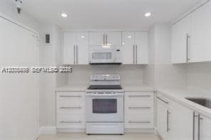 9500 OCEANS CONDO · #409 in Surfside - Photo 3